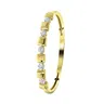 14 karaat geelgouden ring 5 diamanten (0,015ct)